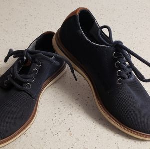 Harper Canyon oxford sneakers.  New with tags.  Size 11.